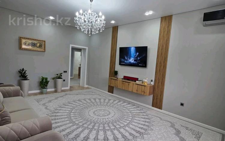 4-комнатная квартира · 131 м² · 2/7 этаж, 20-й мкр 7 за 69.5 млн ₸ в Актау — фото 2