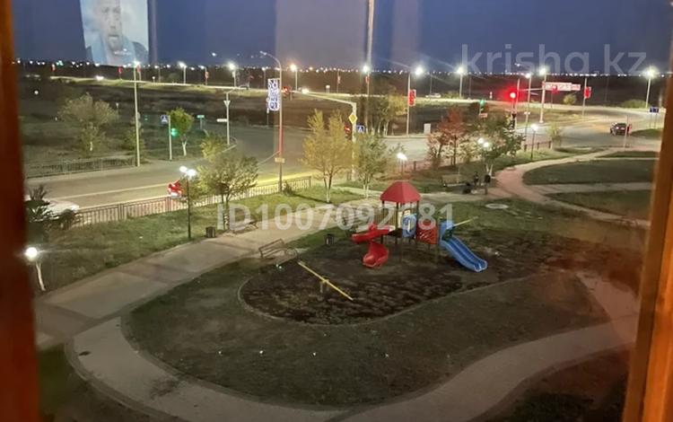 4-бөлмелі пәтер · 76 м² · 3/9 қабат, Проспект Абая Кунанбаева 80, бағасы: 21 млн ₸ в Шахтинске — фото 2