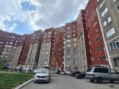 4-бөлмелі пәтер, 93 м², 5/9 қабат, 8 Мкр, бағасы: 19.5 млн 〒 в Темиртау