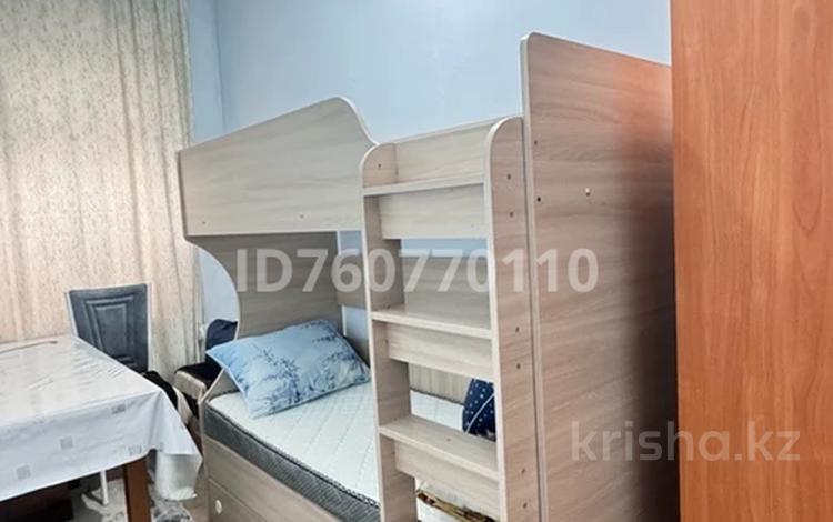 2 комнаты · 33 м² · 1/5 этаж, Гагарина 218 за 50 000 ₸ в Семее, Красный Кордон — фото 2