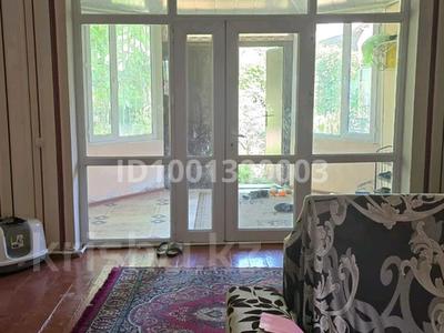 Продажа домов и дачи в Туркестанской обл.: Отдельный дом · 4 комнаты · 51 м² · 25 сот., Конаева 43 — Сайрамский район. Пересечение улиц Конаева и Курмантаева за 42 млн 〒 Отдельный дом · 4 комнаты · 51 м² · 25 сот., Конаева 43 — Сайрамский район. Пересечение улиц Конаева и Курмантаева за 42 млн 〒 в Акбулак