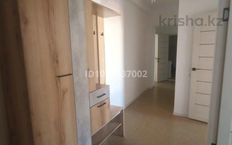 3-бөлмелі пәтер · 81 м² · 4/5 қабат, 15 микр 78, бағасы: 150 000 ₸ в Таразе — фото 2
