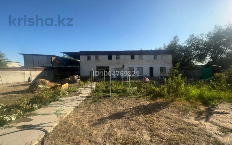 Жеке үй · 10 бөлме · 350 м² · 8.5 сот., ЖІбек жолы 12а 51 — Магазин волна, бағасы: 150 000 〒 в Конаеве — фото 2