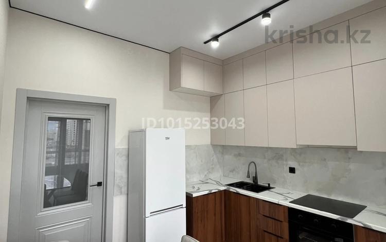 1-комнатная квартира · 40 м² · 6/20 этаж, Жумекен Нажимеденов 17 — Темирбек Жургенова и Жумекен Нажимеденов за 250 000 ₸ в Астане, Сарайшык р-н — фото 2