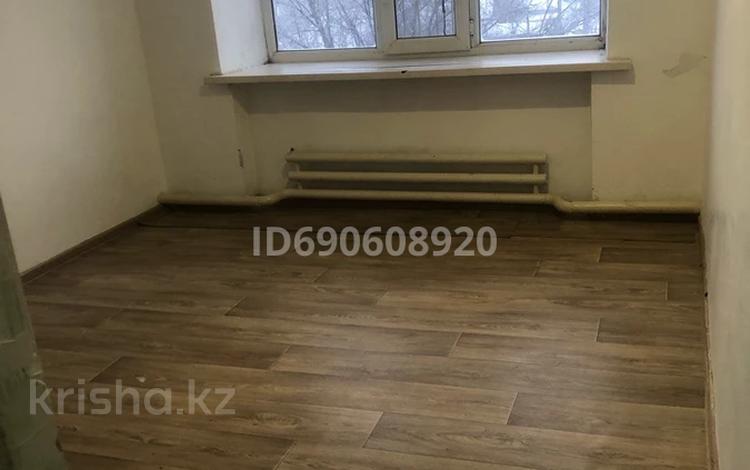 1 комната · 18 м², Луговая 411 за 30 000 〒 в Уральске — фото 2