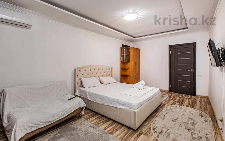 2-бөлмелі пәтер · 40 м² · 3/4 қабат, Абылайхана 39 39, бағасы: 25 000 ₸ в Алматы, Алмалинский р-н — фото 2
