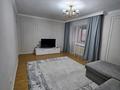 2-комнатная квартира · 68 м² · 4/5 этаж, Республики — Микрорайон Самал за 320 000 ₸ в Астане, Сарыарка р-н — фото 2