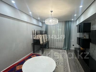 3-комнатная квартира · 70 м² · 2/5 этаж, мкр Мамыр-7 за 72 млн ₸ в Алматы, Ауэзовский р-н