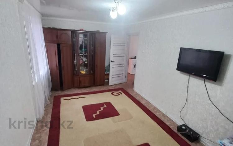 3-комнатная квартира · 61.5 м² · 2/5 этаж, ульяна громова за 18.5 млн ₸ в Уральске — фото 8