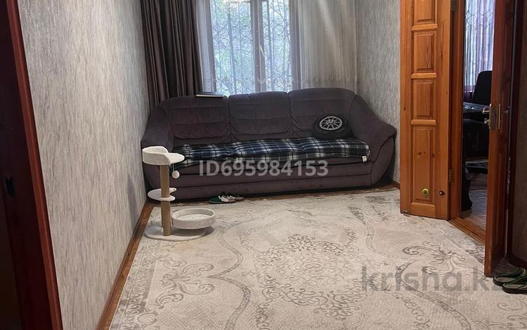 4-комнатная квартира, 80 м², 2/4 этаж, Бокина 15