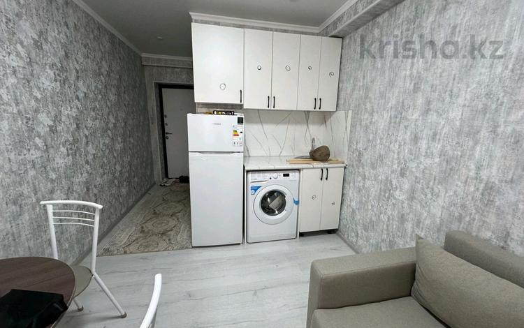 1-комнатная квартира, 17 м², 2/5 этаж, Аксай 3 10а — Самая низкая цена за 12.5 млн 〒 в Алматы, Ауэзовский р-н — фото 2