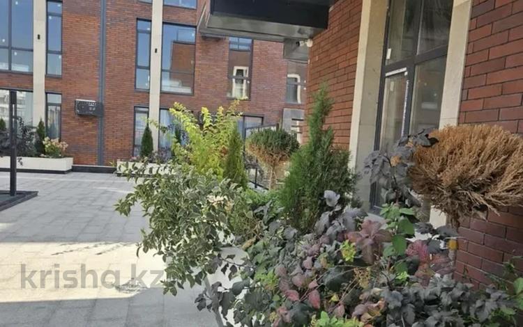 4-комнатная квартира · 165 м² · 2/4 этаж, Керей-Жанибек хандар 87/2 — Оспанова за 110 млн ₸ в Алматы, Медеуский р-н — фото 2