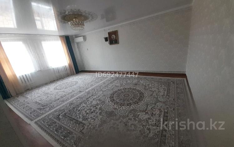 Отдельный дом • 4 комнаты • 120 м² • 10 сот., Молдағұлова 23 за 15 млн 〒 в Кызылтобе — фото 2