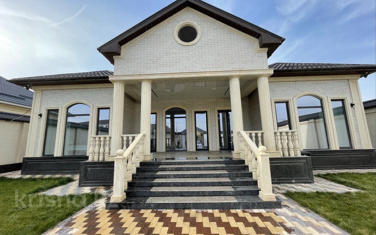 Отдельный дом · 5 комнат · 250 м², мкр Достык , Сыпыра жырау 140 за 500 000 ₸ в Шымкенте, Абайский р-н — фото 2