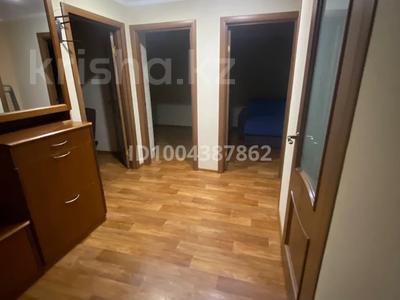 3-бөлмелі пәтер · 65 м² · 2/5 қабат, Академика Марденова 17 — 9 мкр, бағасы: 250 000 〒 в Экибастузе
