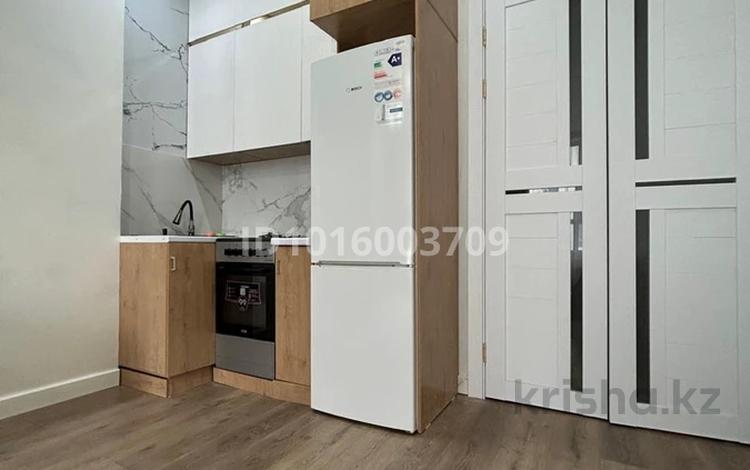 2-комнатная квартира · 50 м² · 9/18 этаж, ул. Е-36 за 280 000 ₸ в Астане, Нура р-н — фото 2