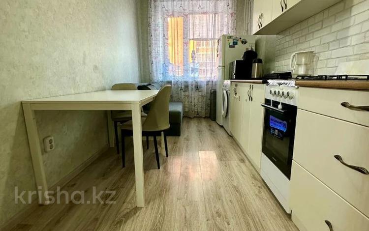 1-комнатная квартира · 40 м² · 3/9 этаж, Микрорайон Береке 63 за 20.5 млн 〒 в Костанае — фото 2