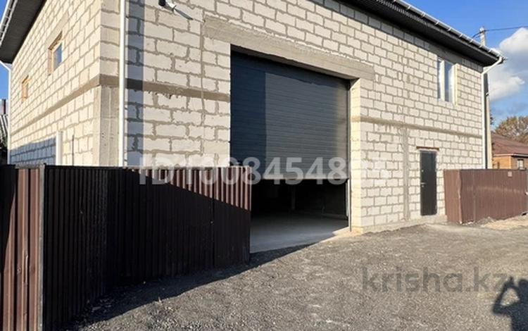 Свободное назначение, офисы, магазины и бутики, склады, сельское хозяйство, медцентры и аптеки, кабинеты и рабочие места, студии · 200 м² за 1.3 млн 〒 в Астане, Сарыарка р-н — фото 2