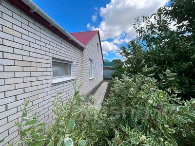 Отдельный дом · 3 комнаты · 115 м² · 10 сот., мкр Старый Аэропорт 17 за 49 млн ₸ в Уральске