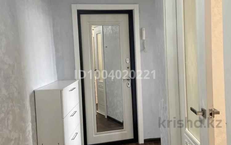 3-бөлмелі пәтер · 75 м² · 8/9 қабат, Набережная 35 — Лицей,набережная ,школа 8, бағасы: 200 000 ₸ в Аксу — фото 2