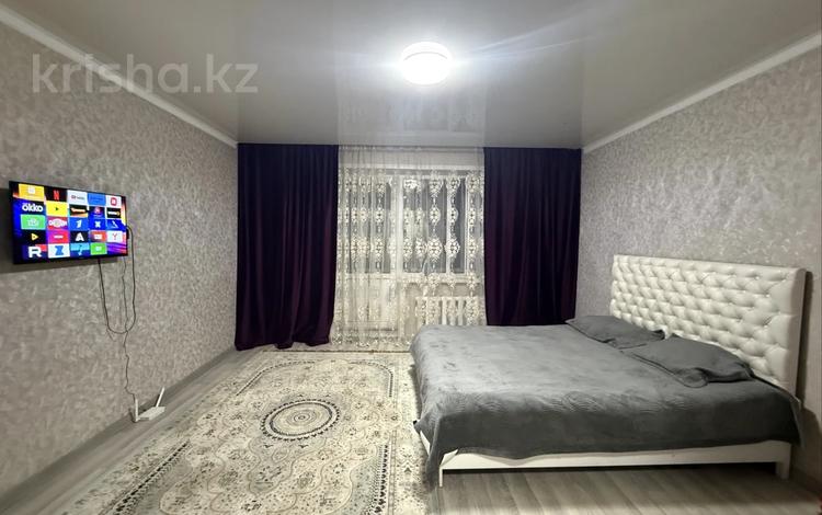 1-комнатная квартира · 48 м² · 4/10 этаж, Валиханова 159 — Автовокзал,Центр,Акшын за 12 000 ₸ в Семее — фото 6