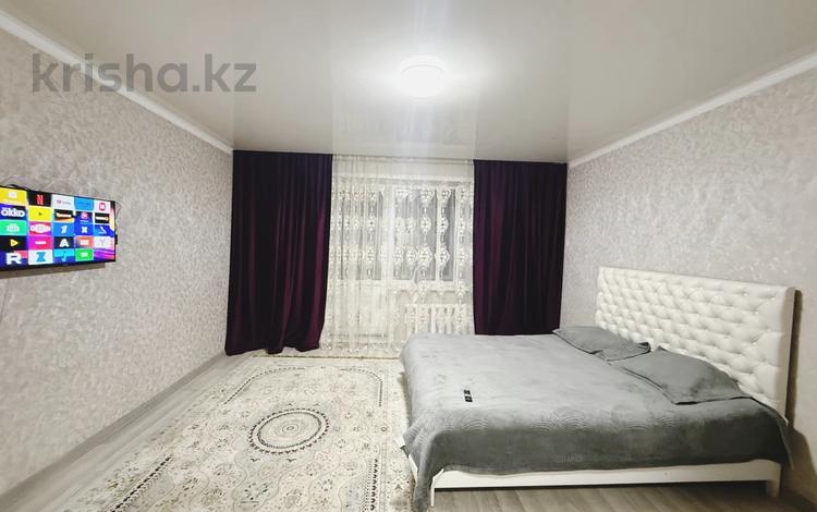 1-комнатная квартира · 48 м² · 4/10 этаж, Валиханова 159 — Автовокзал, Центр, Акшын за 12 000 ₸ в Семее — фото 9