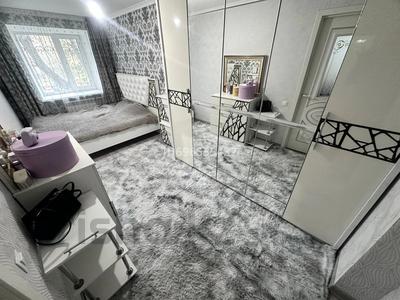 Аренда квартир в Карагандинской обл.: 2-комнатная квартира · 46 м² · 1/5 этаж, мкр Новый Город, Назарбаева 19а — Станиславский за 220 000 〒 2-комнатная квартира · 46 м² · 1/5 этаж, мкр Новый Город, Назарбаева 19а — Станиславский за 220 000 〒 в Караганде, Казыбек би р-н