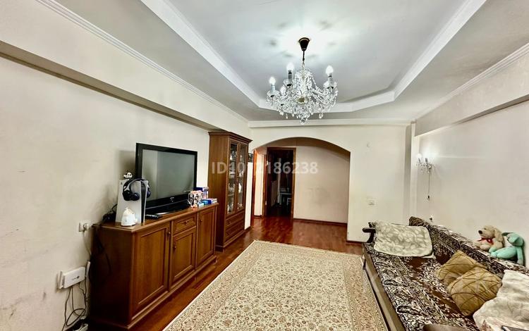 4-комнатная квартира · 85 м² · 4/5 этаж, ул. Абдуллы Розыбакиева 70 за 58 млн ₸ в Алматы, Алмалинский р-н — фото 2