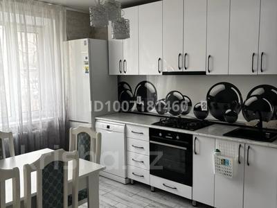 3-комнатная квартира · 72 м² · 1/6 этаж, 7-й микрорайон, 7 микрорайон за 200 000 〒 в Костанае