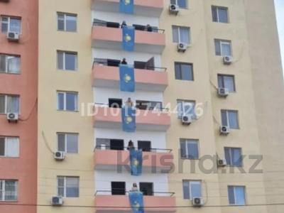 2-бөлмелі пәтер · 74 м² · 14/16 қабат, Алмагүл ш/а., бағасы: 22 млн ₸ в Атырау, мкр. Алмагуль