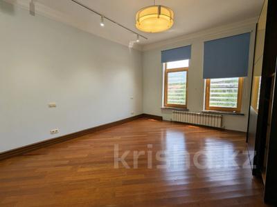 4-комнатная квартира · 165 м² · 4/4 этаж, мкр Мирас 53–64 за 190 млн ₸ в Алматы, Бостандыкский р-н