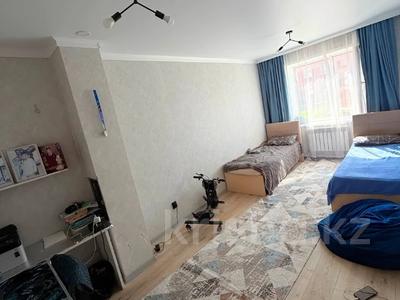 2-комнатная квартира · 61.6 м² · 1/3 этаж, мкр Уркер, актамберди жырау 45 — CРОЧНО! ГОРЯЧАЯ ЦЕНА! за 27 млн ₸ в Астане, Нура р-н