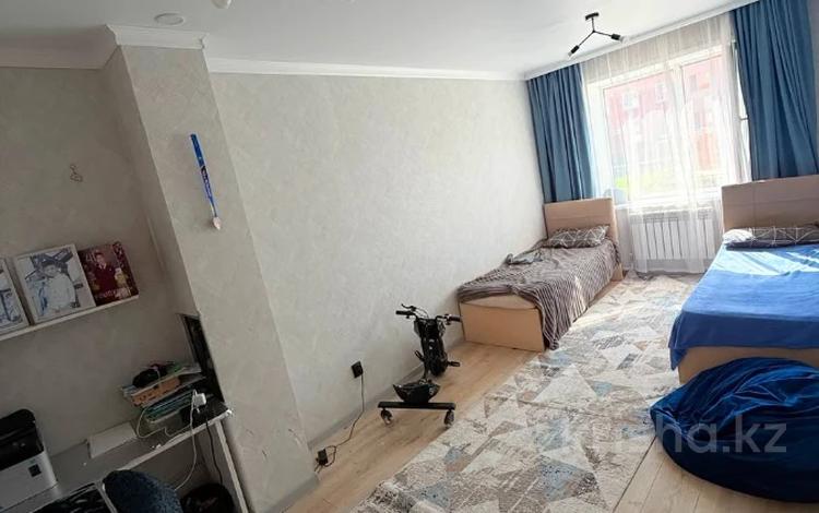 2-комнатная квартира · 61.6 м² · 1/3 этаж, мкр Уркер, актамберди жырау 45 — CРОЧНО! ГОРЯЧАЯ ЦЕНА! за 27 млн ₸ в Астане, Нура р-н — фото 2