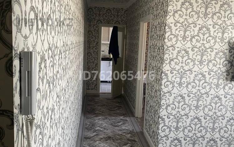 2-комнатная квартира · 54 м² · 4/9 этаж, мкр Аксай-1 за 300 000 ₸ в Алматы, Ауэзовский р-н — фото 2