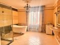 Дом · 10 комнат · 400 м², Авиатор 107 — Юнис Сити за 180 000 〒 в Актобе, мкр Авиатор — фото 24