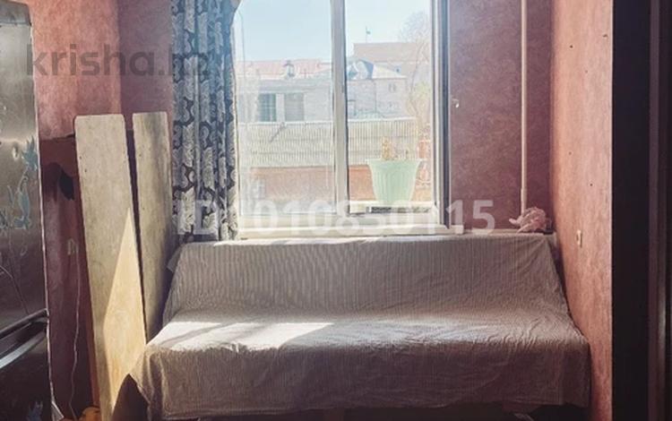 2-бөлмелі пәтер · 45 м² · 2/5 қабат, Ихсанова 87 — Курмангази и ихсанова, бағасы: 18 млн ₸ в Уральске, мкр Школьник — фото 2