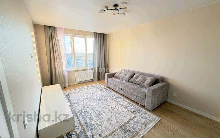 1-комнатная квартира · 37 м² · 12/17 этаж, Улы Дала 14 за 230 000 ₸ в Астане, Нура р-н — фото 2