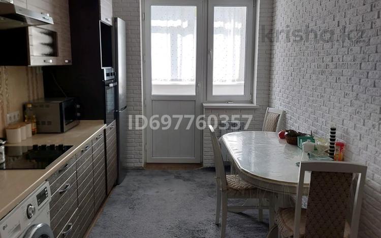 3-комнатная квартира, 100 м², 2/9 этаж, мкр №1, Алтынсарина 68/3 — Жубанова Алтынсарина