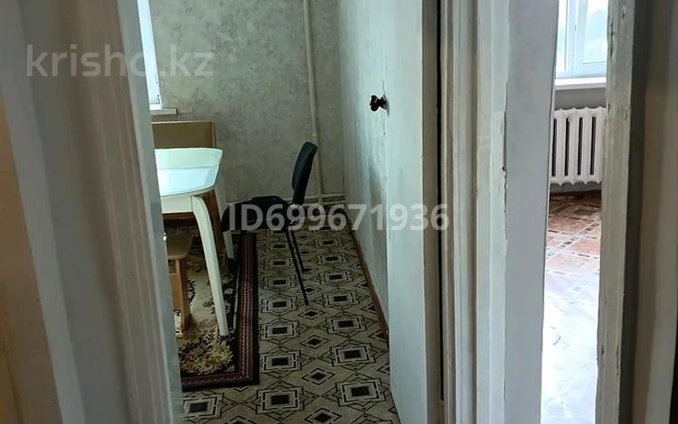 1-бөлмелі пәтер · 32.9 м² · 8/9 қабат, Курмангазы 165 — Проспект Абая, Курмангазы, бағасы: 7 млн ₸ в Уральске, мкр Школьник — фото 97
