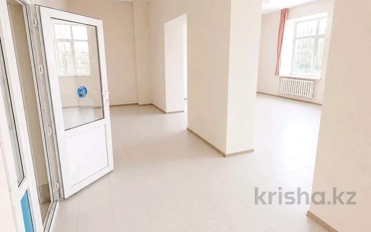 Свободное назначение, офисы, магазины и бутики, салоны красоты · 200 м² за 1 млн ₸ в Астане, Алматы р-н — фото 2