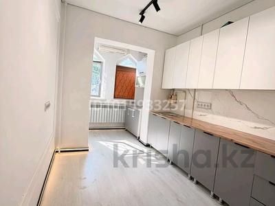 2-комнатная квартира · 65 м² · 2/5 этаж, ЖМ Сайрам 38 — рамазан бей кафесыне напротив жанында каусар баккон кафелер бар за 26 млн ₸ в Шымкенте, Каратауский р-н