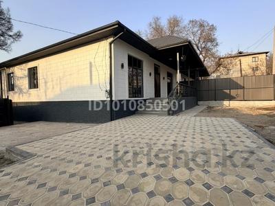 Отдельный дом · 4 комнаты · 180 м² · 6 сот., мкр Таусамалы 72 — Сагдиева за 112 млн 〒 в Алматы, Наурызбайский р-н
