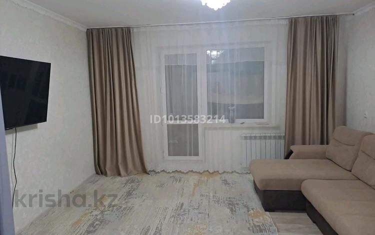 2-комнатная квартира · 50 м² · 5/10 этаж, Бозтаева 40 за 12 000 ₸ в Семее — фото 2