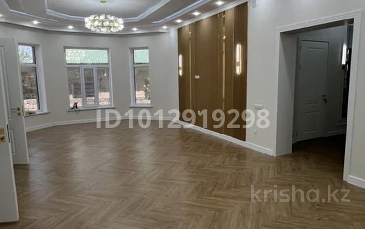 Часть дома · 6 комнат · 200 м² · 8 сот., мкр Самал-1 — Казиева рыскулова за 90 млн ₸ в Шымкенте, Абайский р-н — фото 20