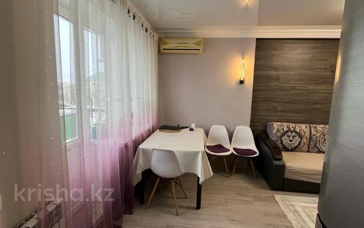 2-комнатная квартира · 41.7 м² · 3/4 этаж, Азаттык 131б за 15.5 млн ₸ в Атырау, мкр Жилгородок — фото 2