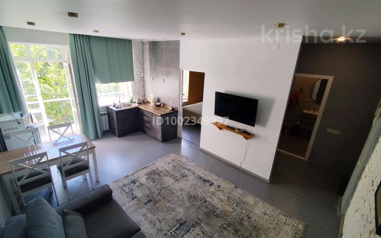 1-комнатная квартира · 35 м², Чехова 69 — Район гастронома Весна, ЦДК, гостиница Усть-Каменогорск за 200 000 ₸ в Ульбинский — фото 2