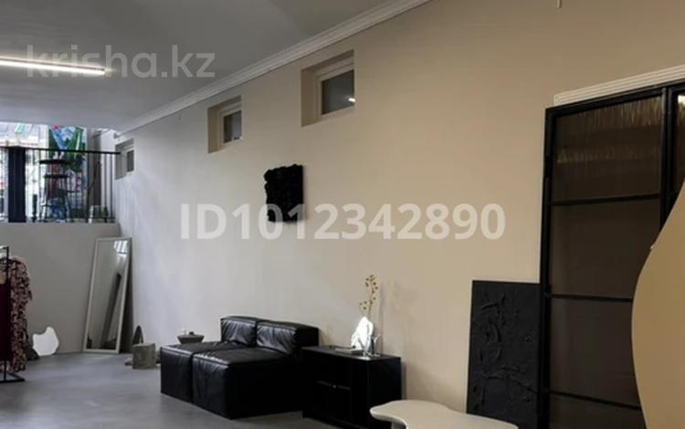 Свободное назначение · 150 м² за 400 000 ₸ в Шымкенте, Енбекшинский р-н — фото 2