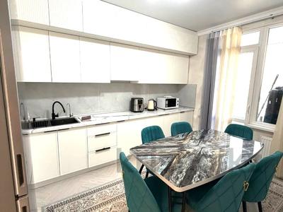2-бөлмелі пәтер · 60 м² · 4/12 қабат, Байдибек би 113/2, бағасы: 35.8 млн ₸ в Шымкенте, Каратауский р-н