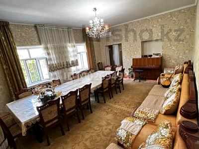 Продажа домов и дачи в Туркестанской обл.: Отдельный дом · 5 комнат · 230 м² · 10 сот., Б.Майлин 9проезд 2 — 9 проезд за 30 млн 〒 Отдельный дом · 5 комнат · 230 м² · 10 сот., Б.Майлин 9проезд 2 — 9 проезд за 30 млн 〒 в Туркестане