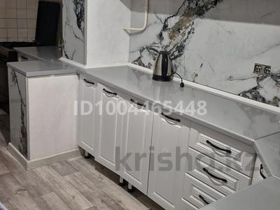 3-комнатная квартира · 70 м² · 5/5 этаж, 7-й мкр 18 — Вечный огонь за 10 000 〒 в Актау